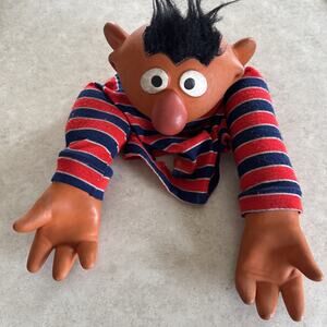 Vtg 1970's Sesame Street Ernie Rubber Shirt Hands Old Hand Puppet Muppet Read!